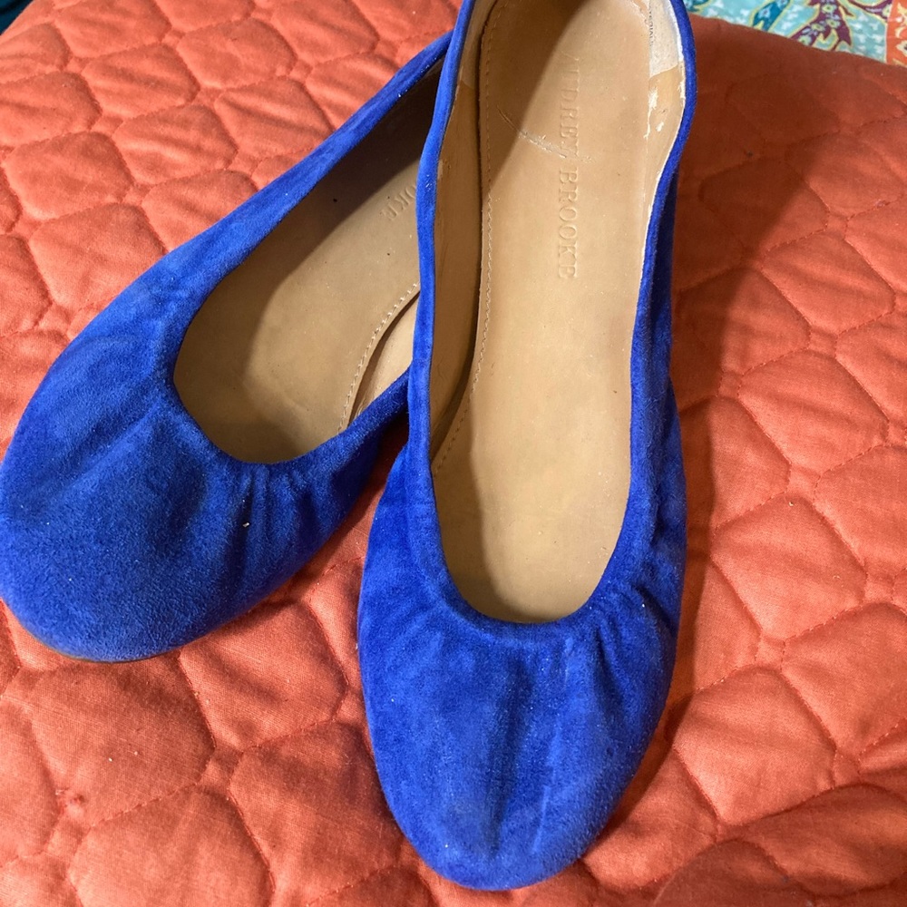 Blue suede Audrey Brooke ballet flats size 7M
